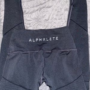 Alphalete size small leggings contour grey